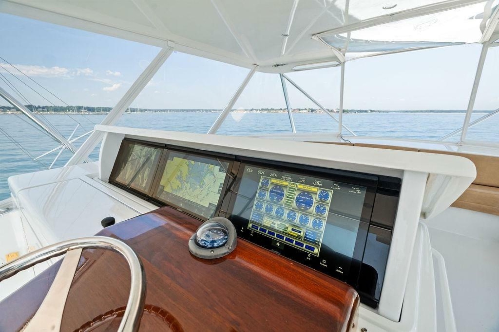 68ft Hatteras Yacht For Sale