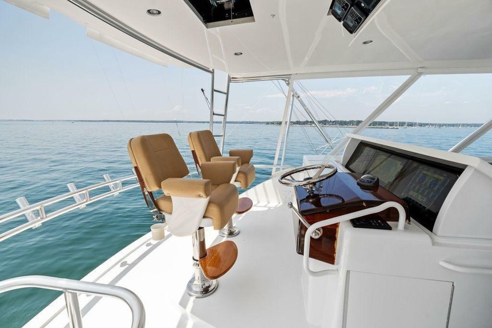 68ft Hatteras Yacht For Sale