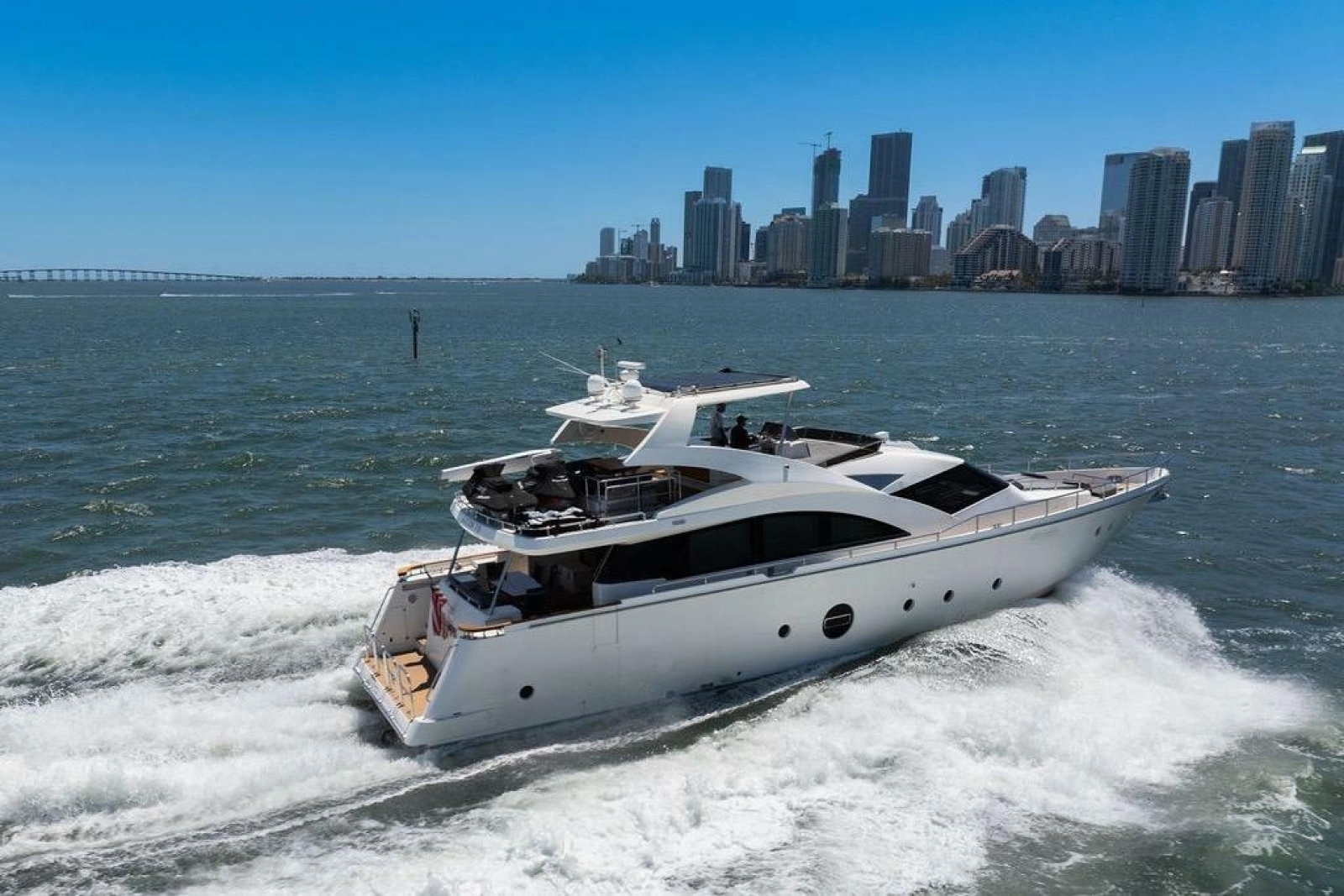 2008 Aicon 75