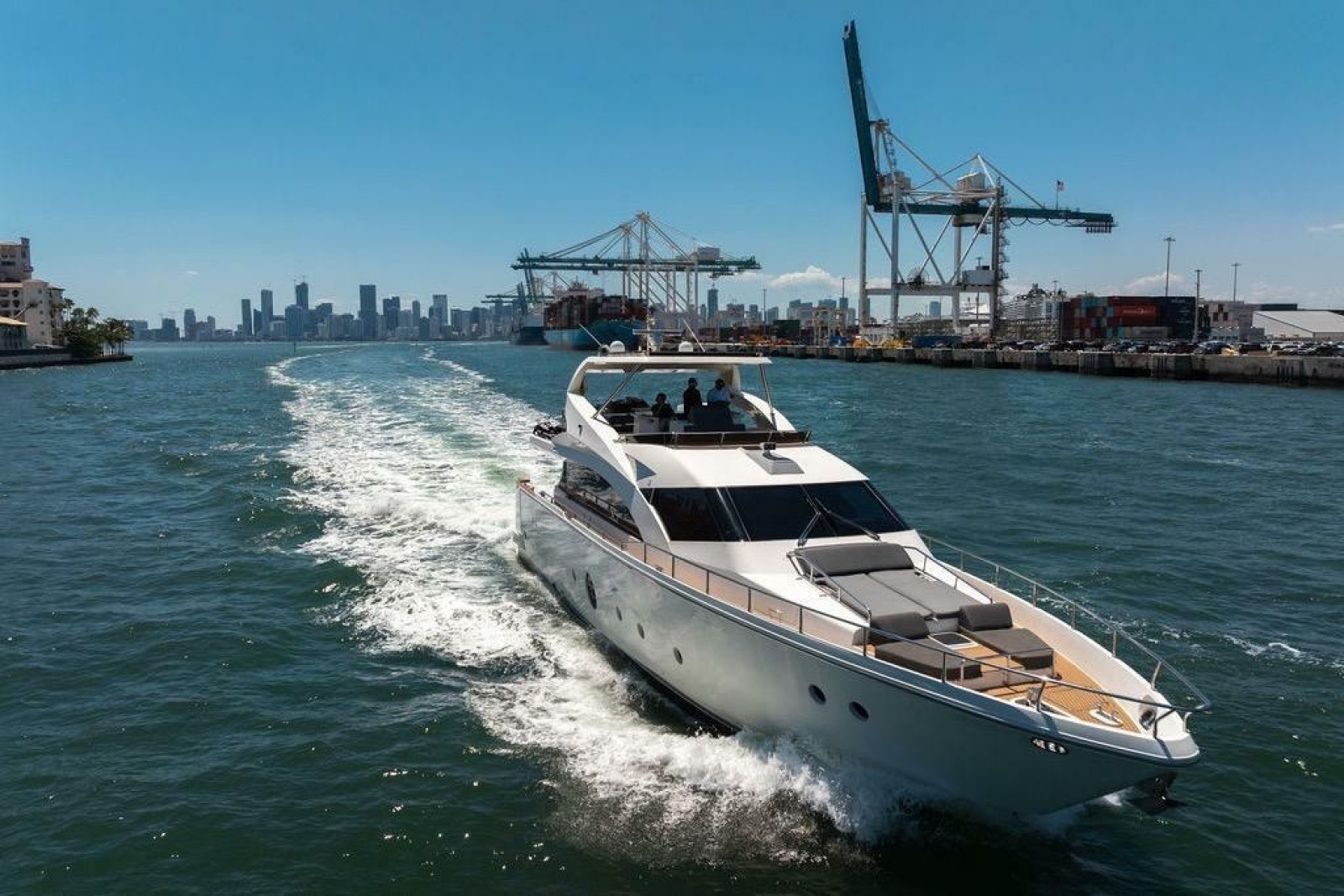 2008 Aicon 75