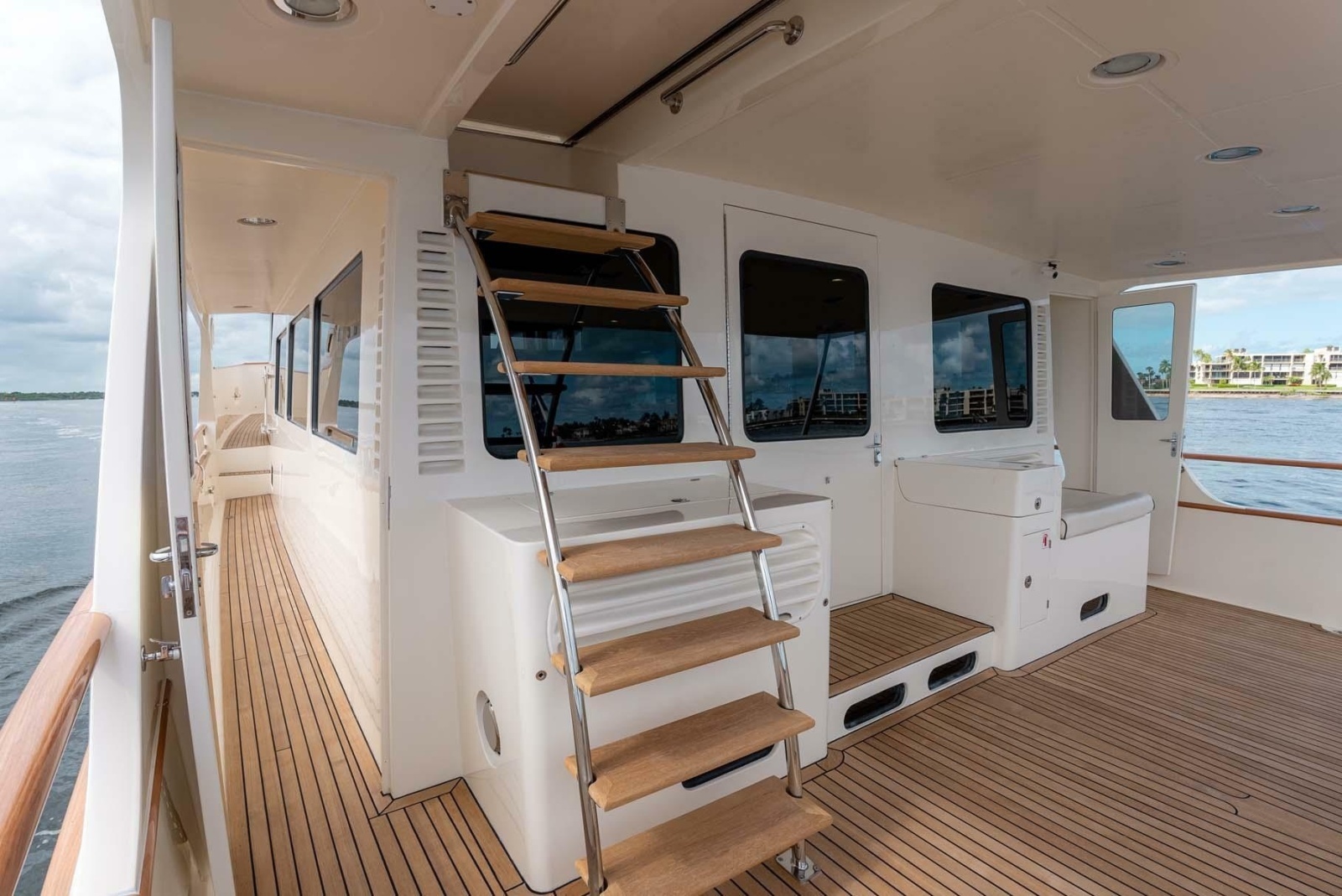 2006 Marlow 72E LRC