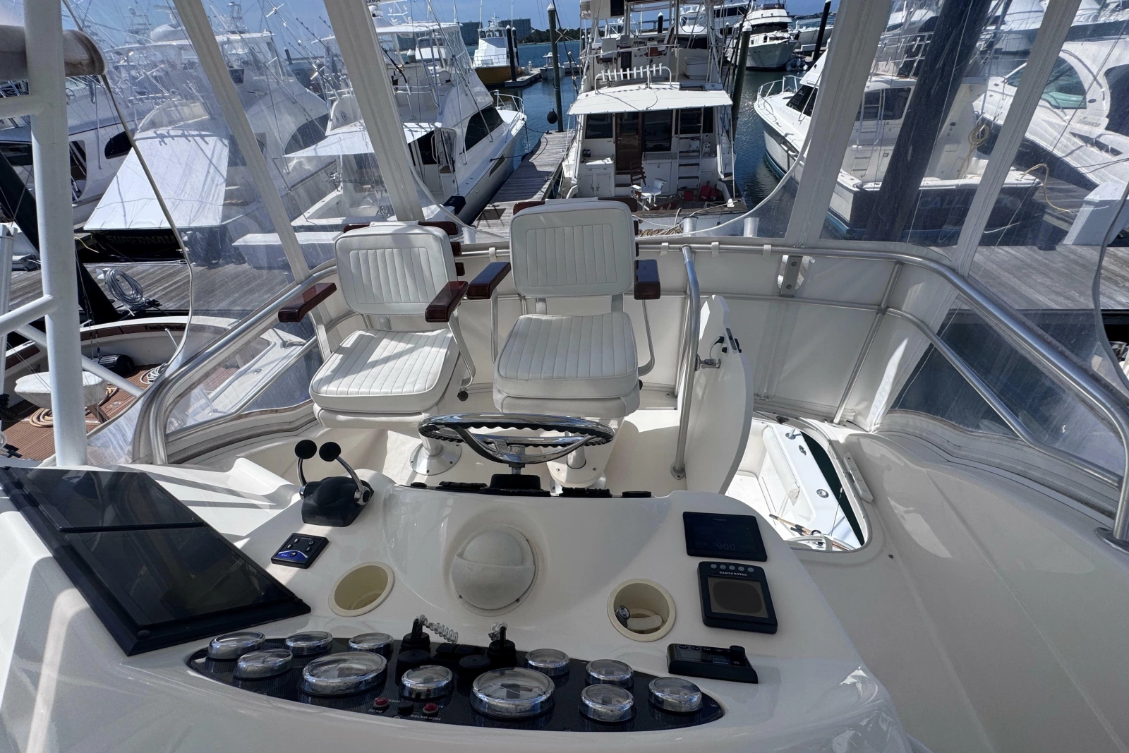 2006 Riviera 37 Flybridge