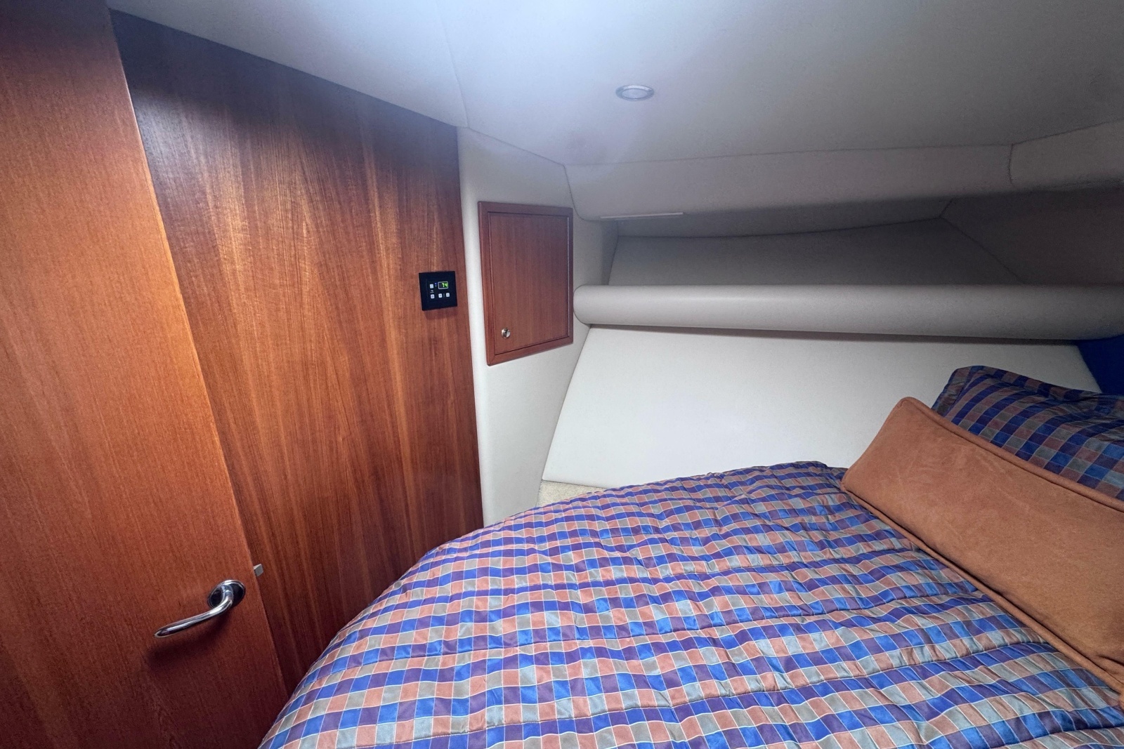 2006 Riviera 37 Flybridge