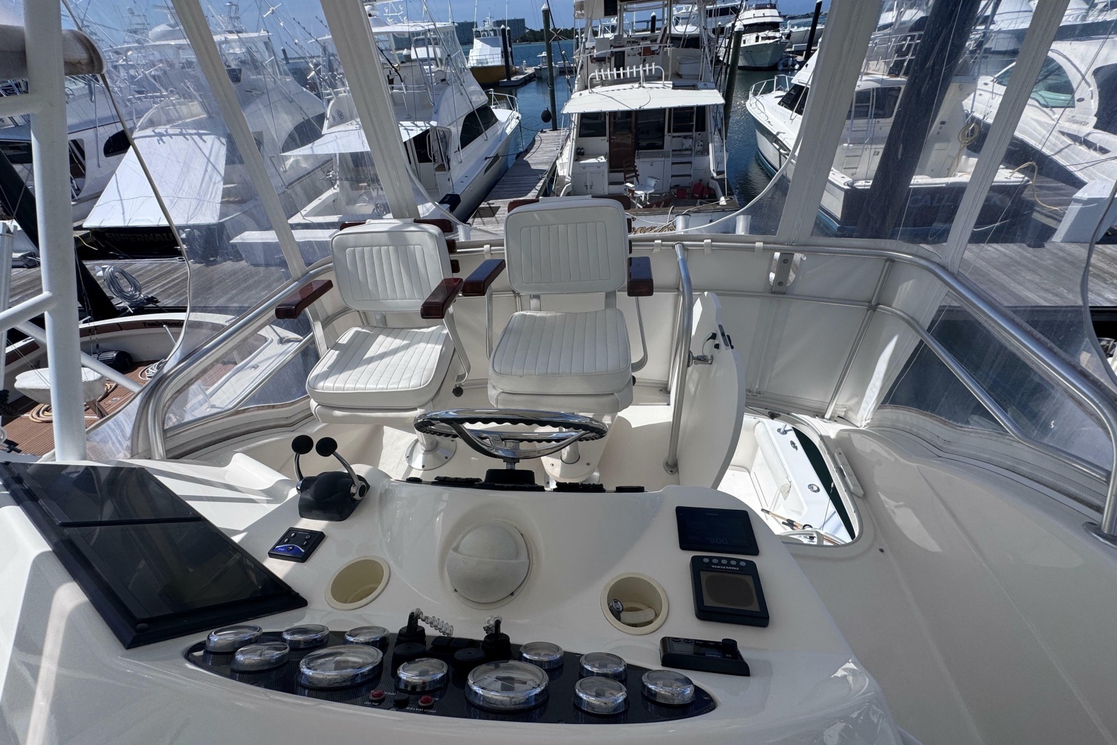 2006 Riviera 37 Flybridge
