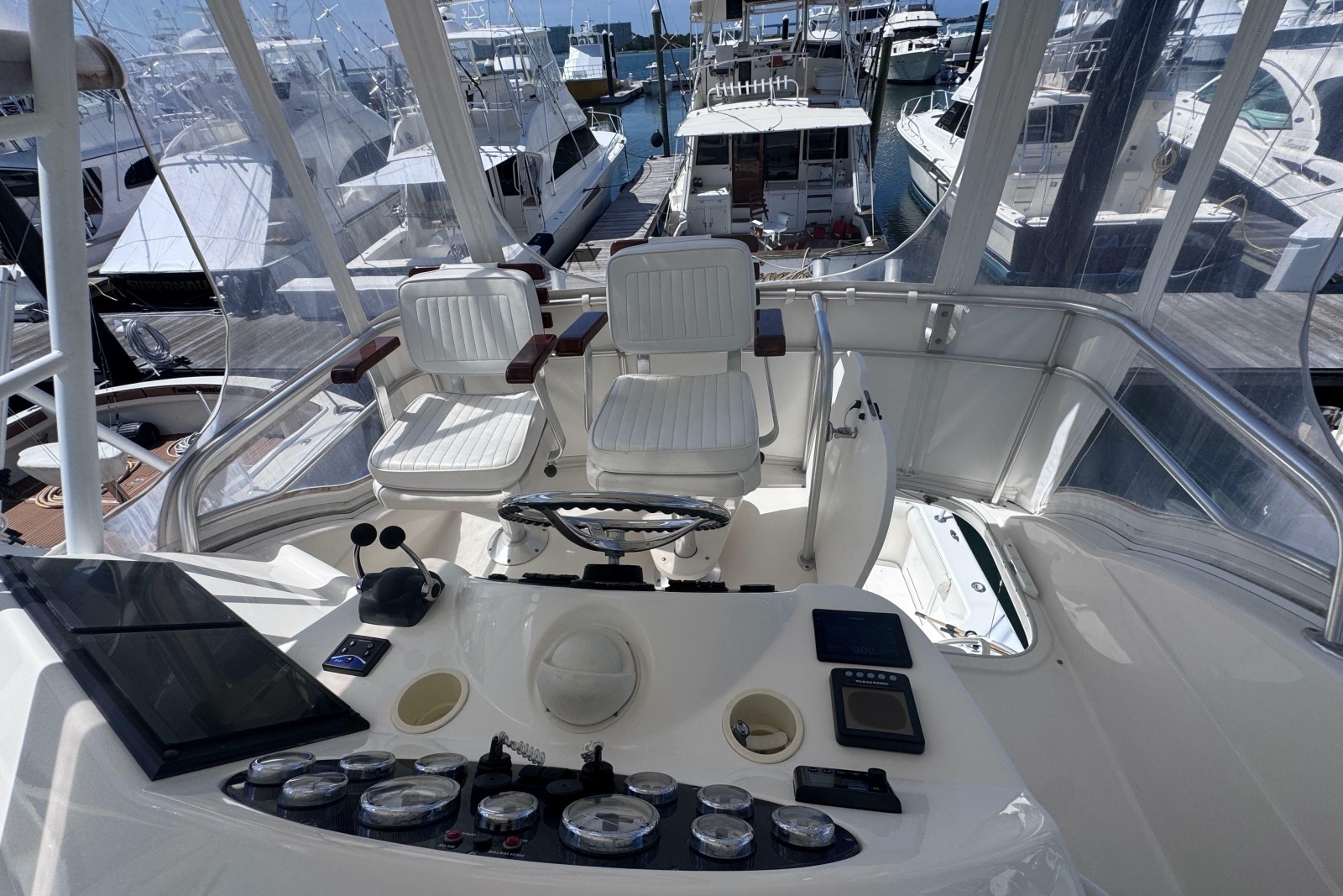 2006 Riviera 37 Flybridge