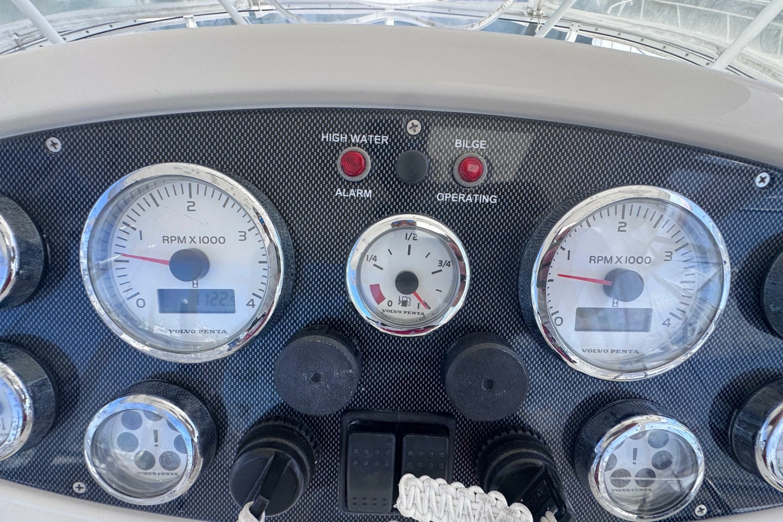 2006 Riviera 37 Flybridge