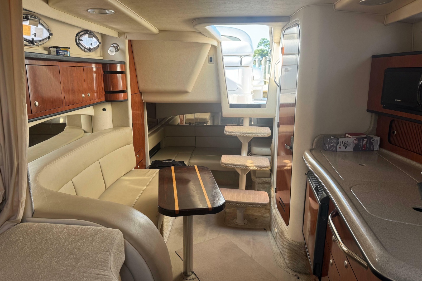 2006 Sea Ray 300 Sundancer