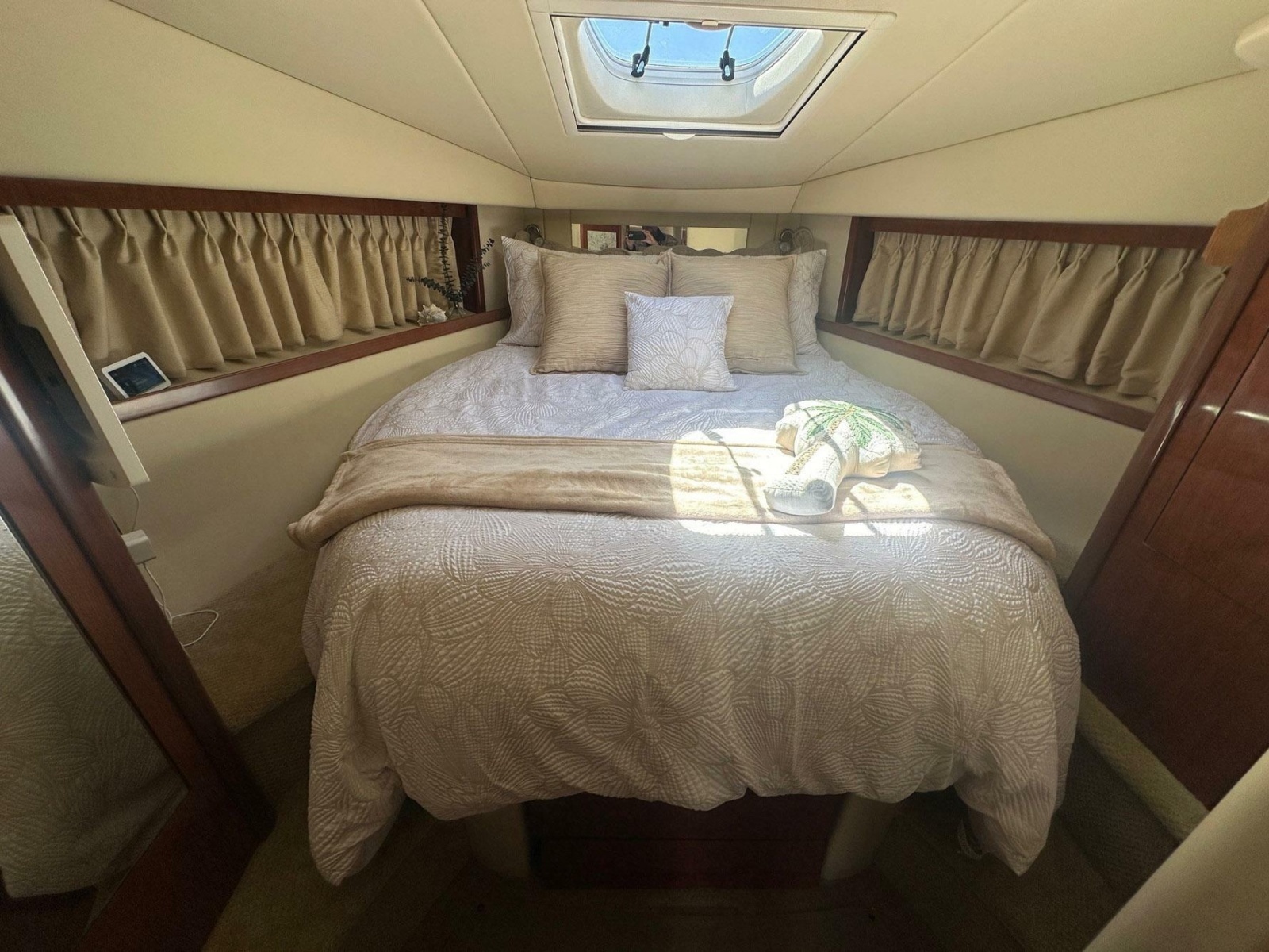 2006 Sea Ray 380 Sundancer