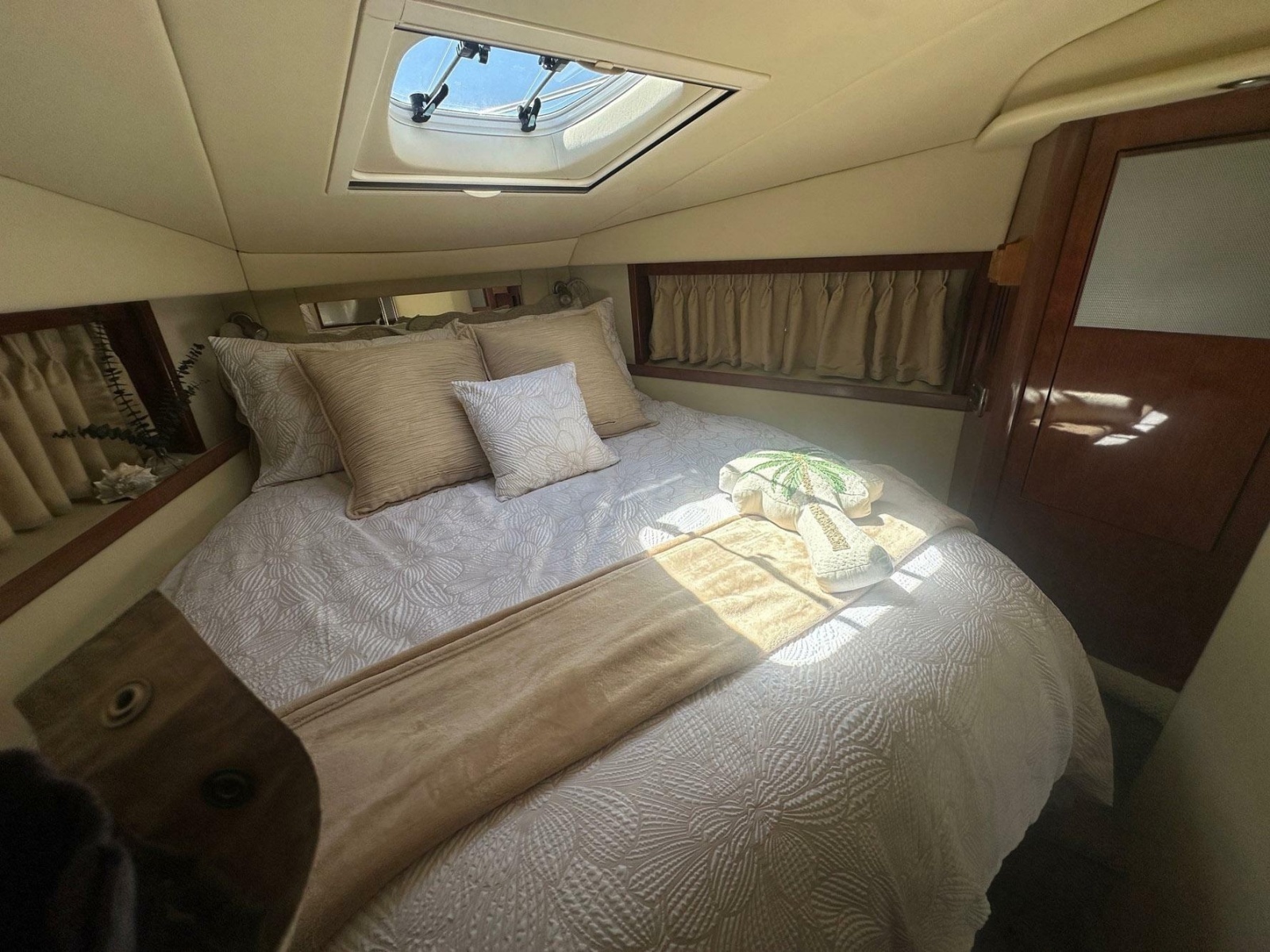 2006 Sea Ray 380 Sundancer