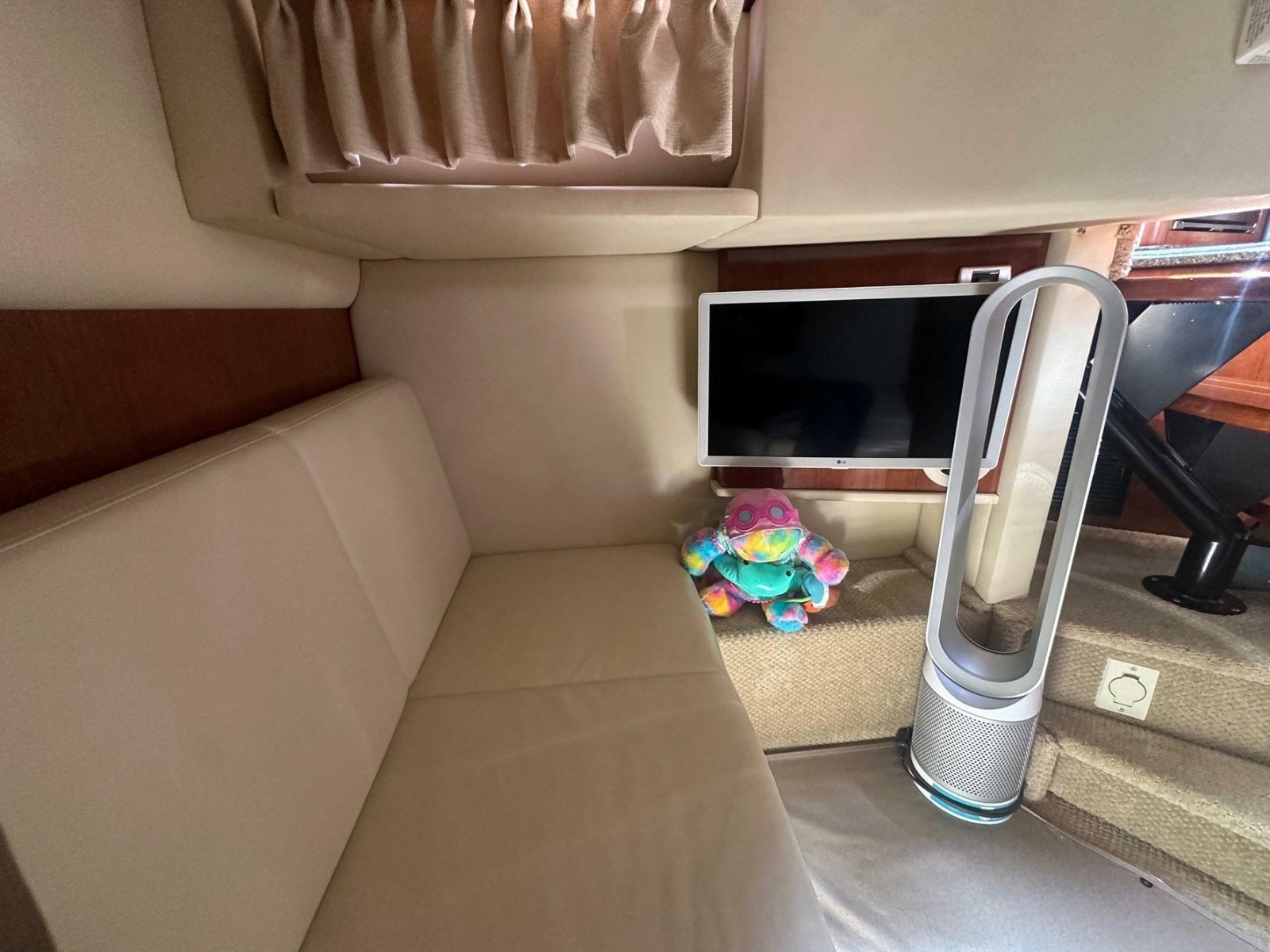 2006 Sea Ray 380 Sundancer