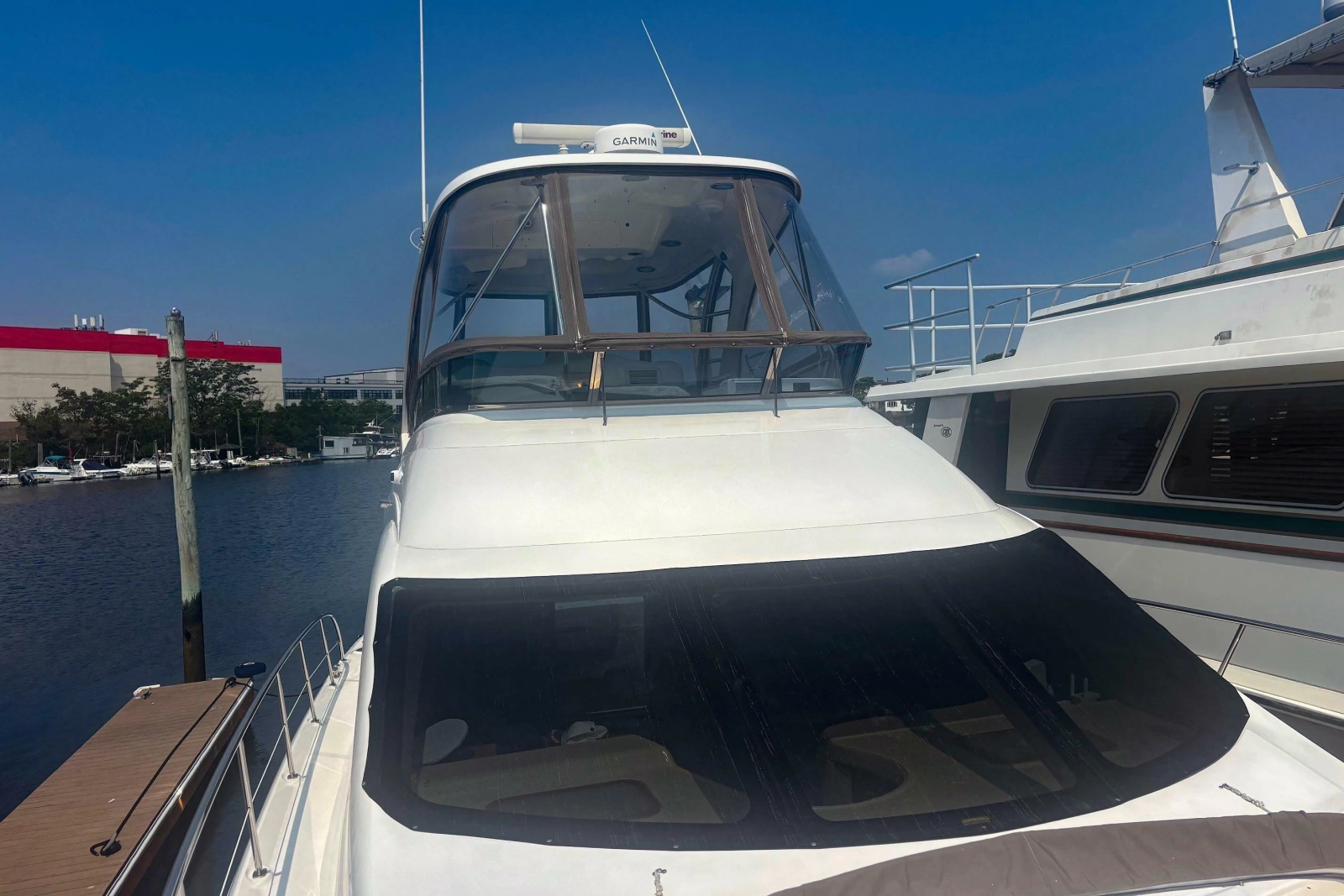 2006 Sea Ray 52 Sedan Bridge