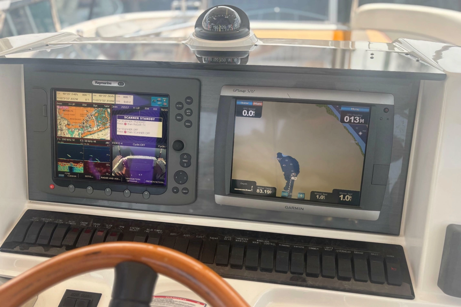 2006 Sea Ray 52 Sedan Bridge