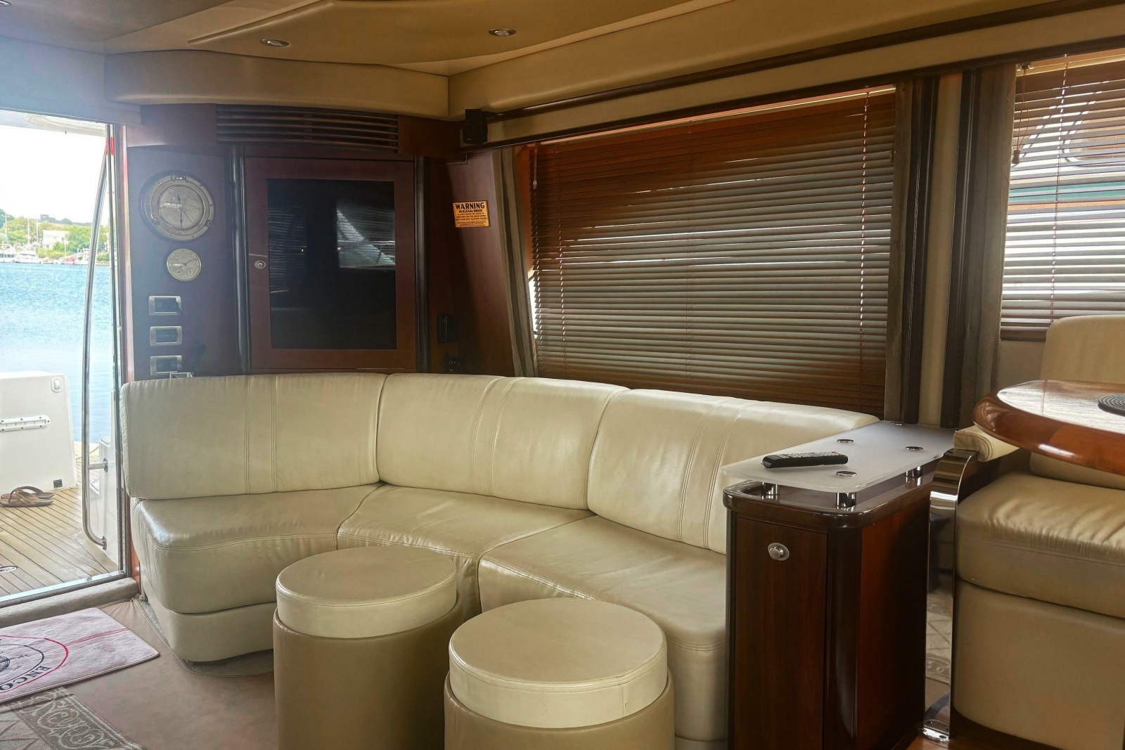 2006 Sea Ray 52 Sedan Bridge