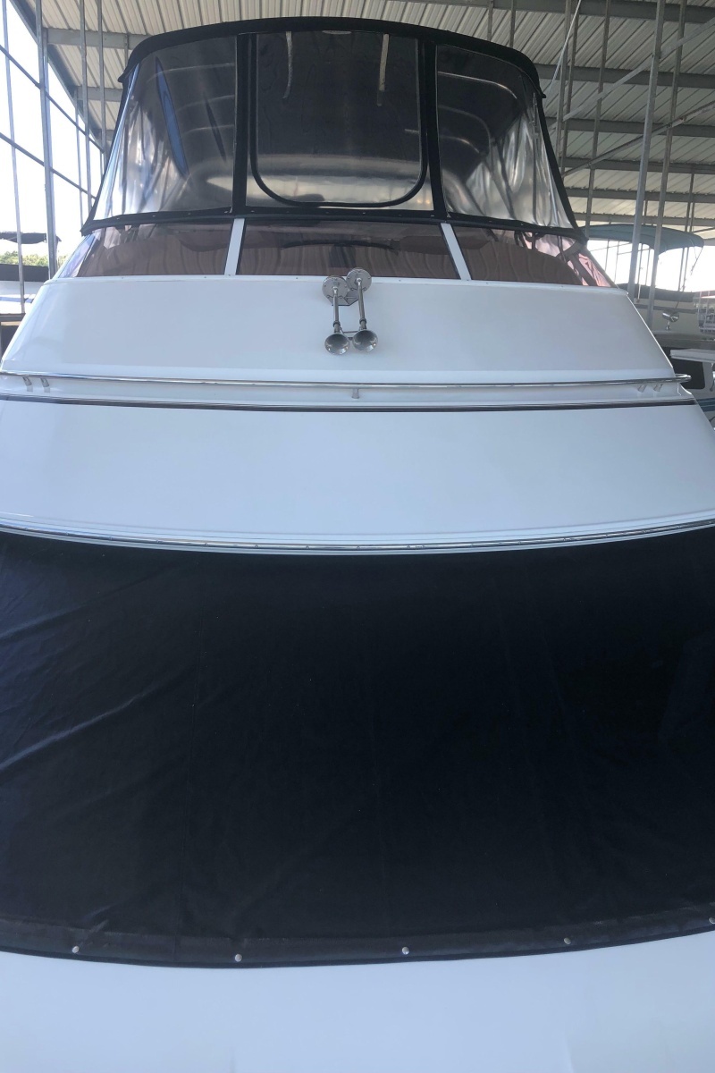 2005 Carver 41 Cockpit Motor Yacht