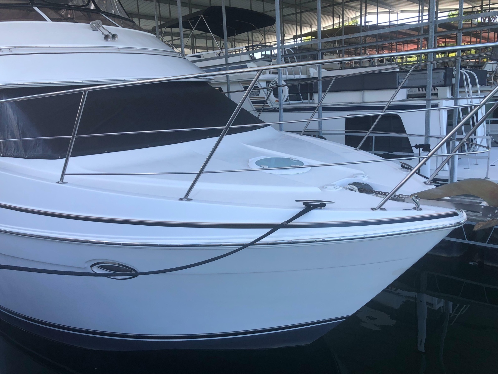 2005 Carver 41 Cockpit Motor Yacht