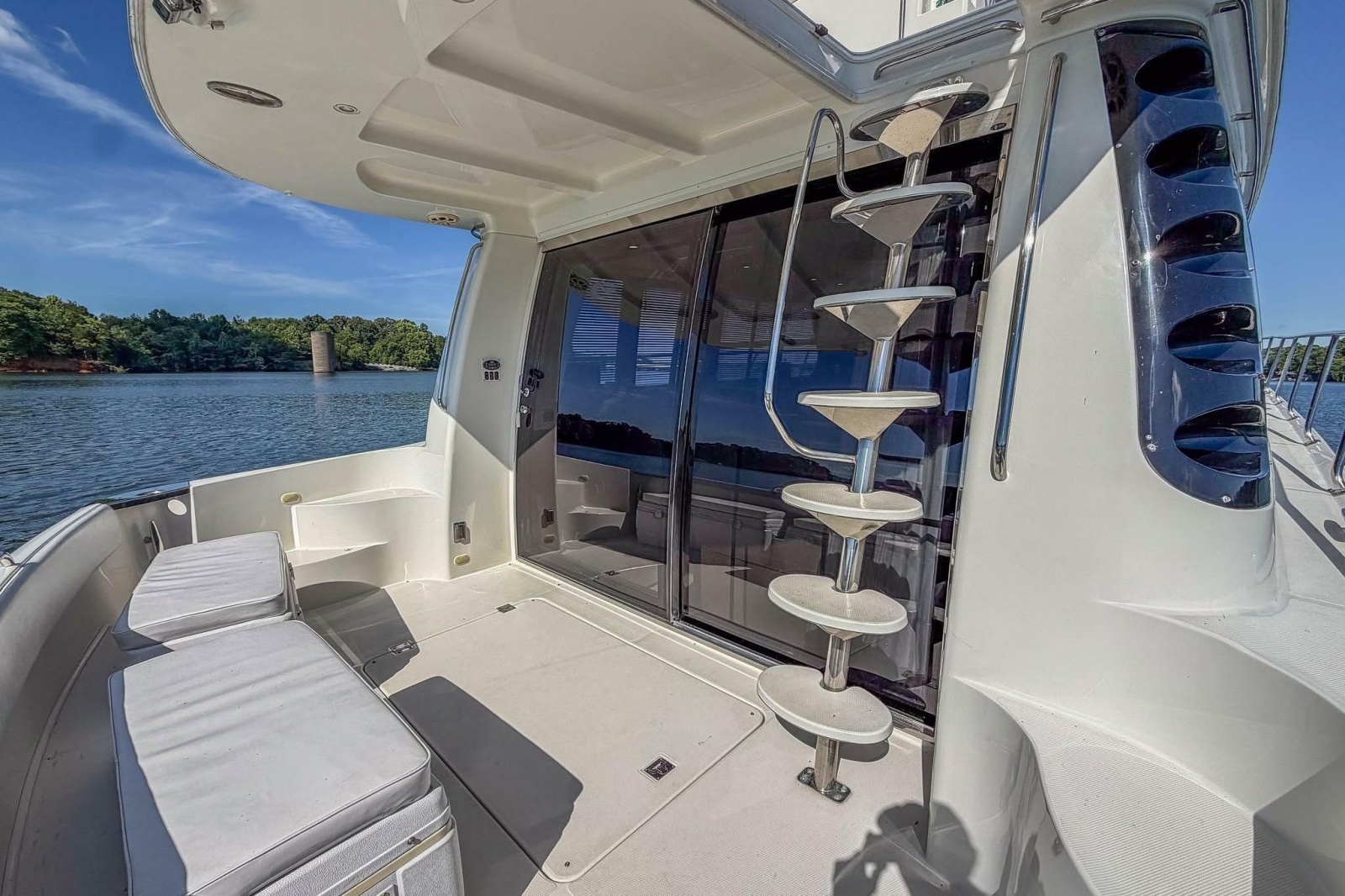 2005 Carver 570 Voyager Pilothouse