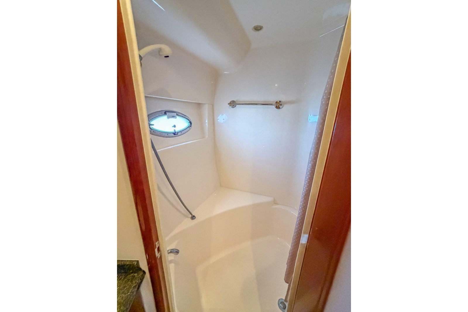 2005 Carver 570 Voyager Pilothouse