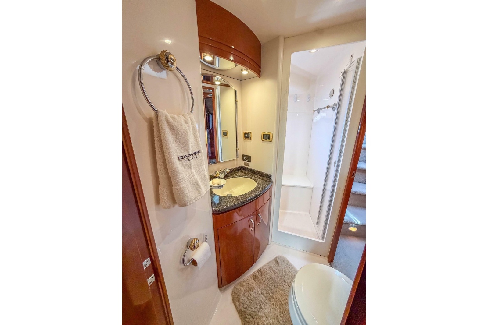 2005 Carver 570 Voyager Pilothouse