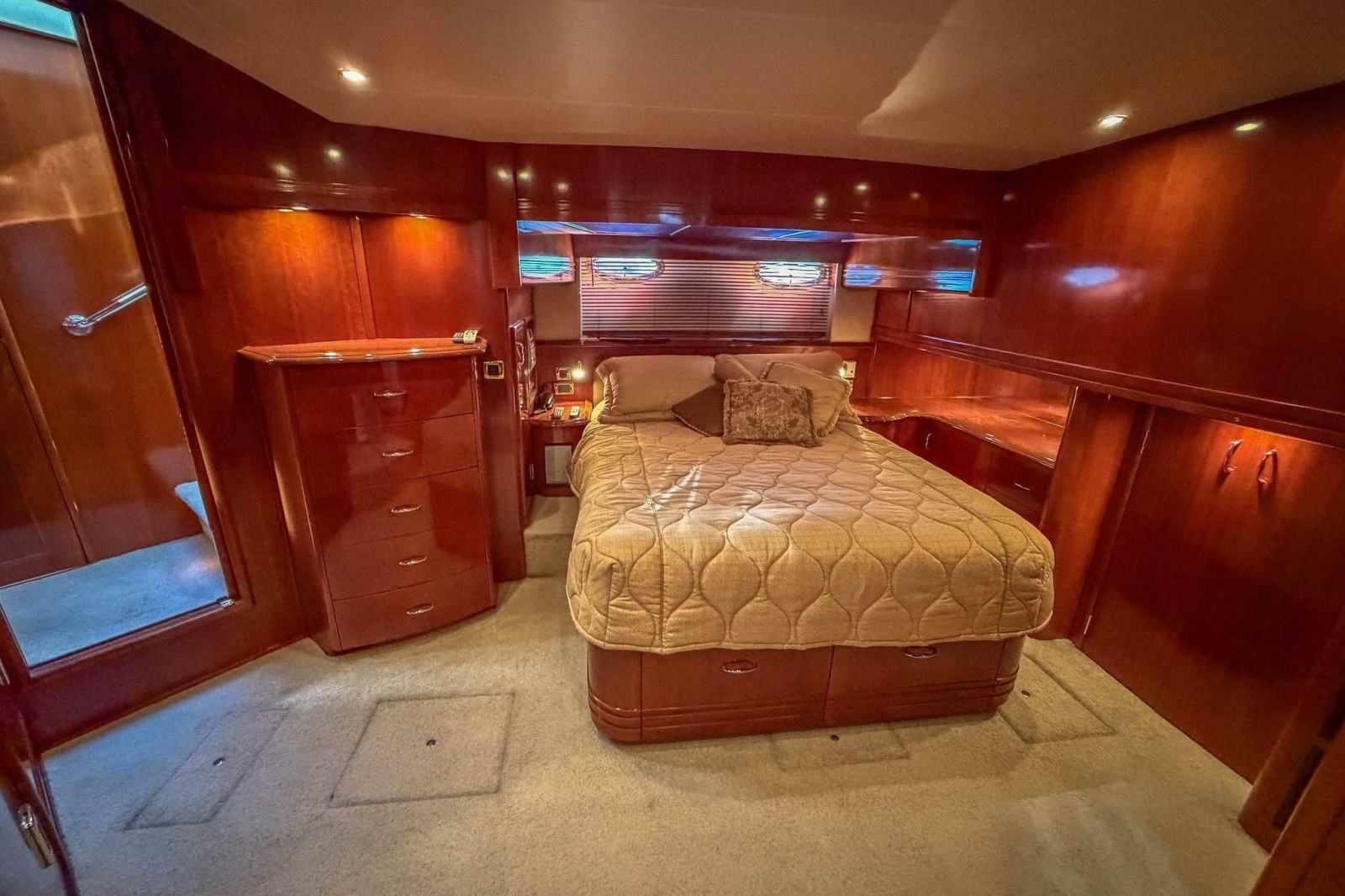 2005 Carver 570 Voyager Pilothouse