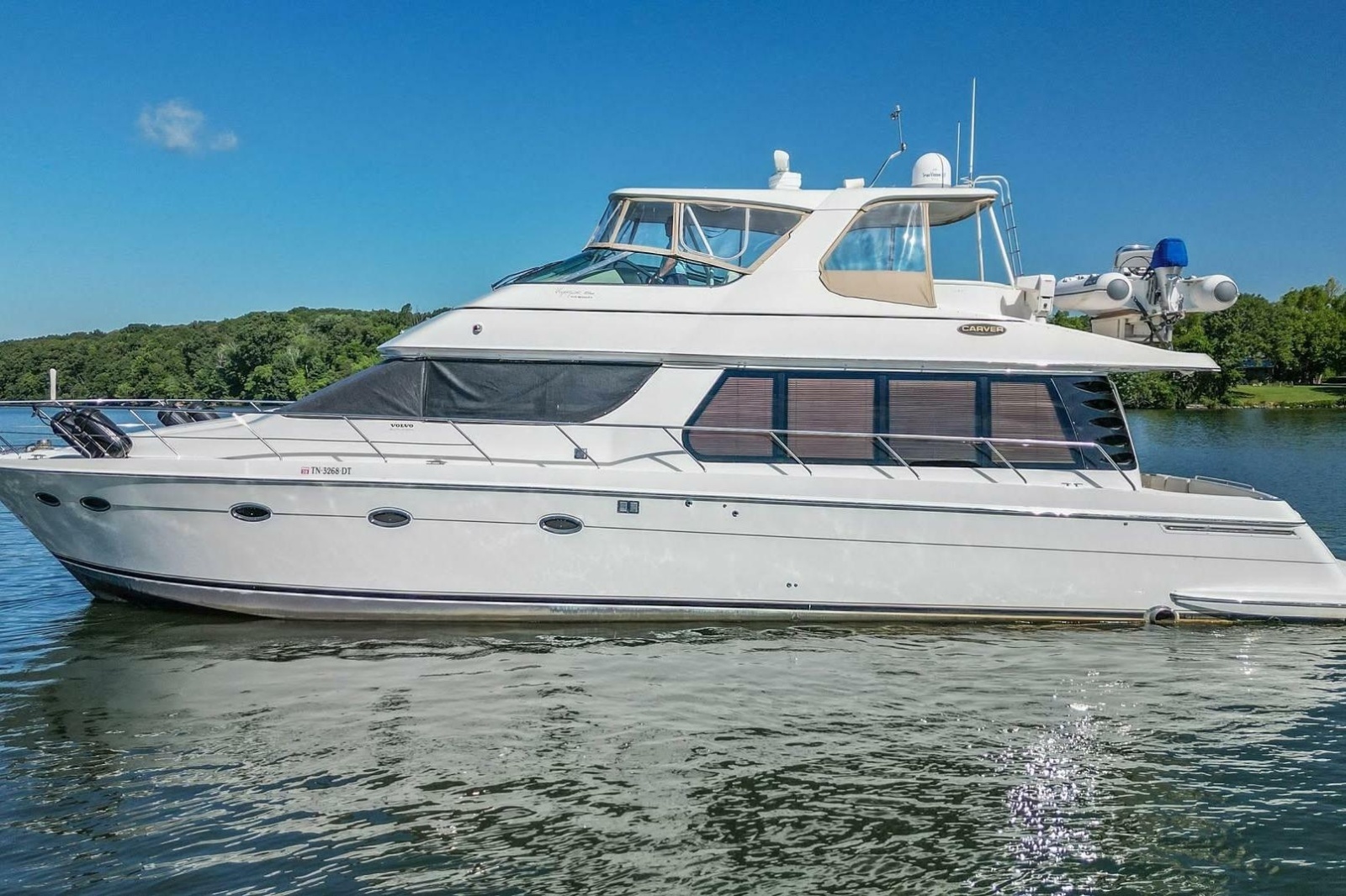 2005 Carver 570 Voyager Pilothouse