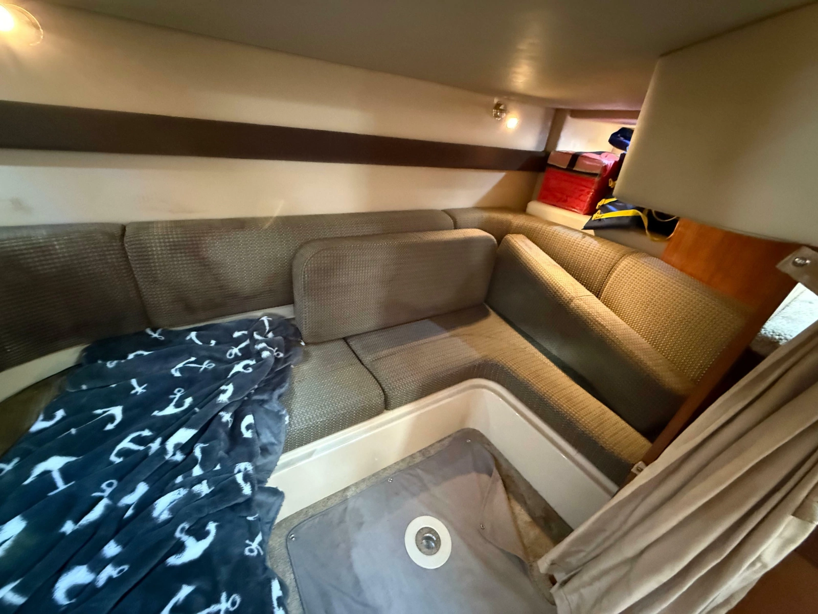 2005 Cruisers Yachts 340 Express