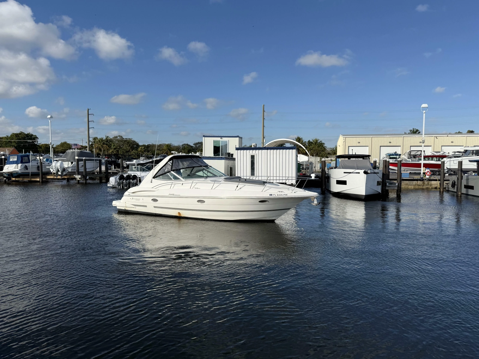 2005 Cruisers Yachts 340 Express