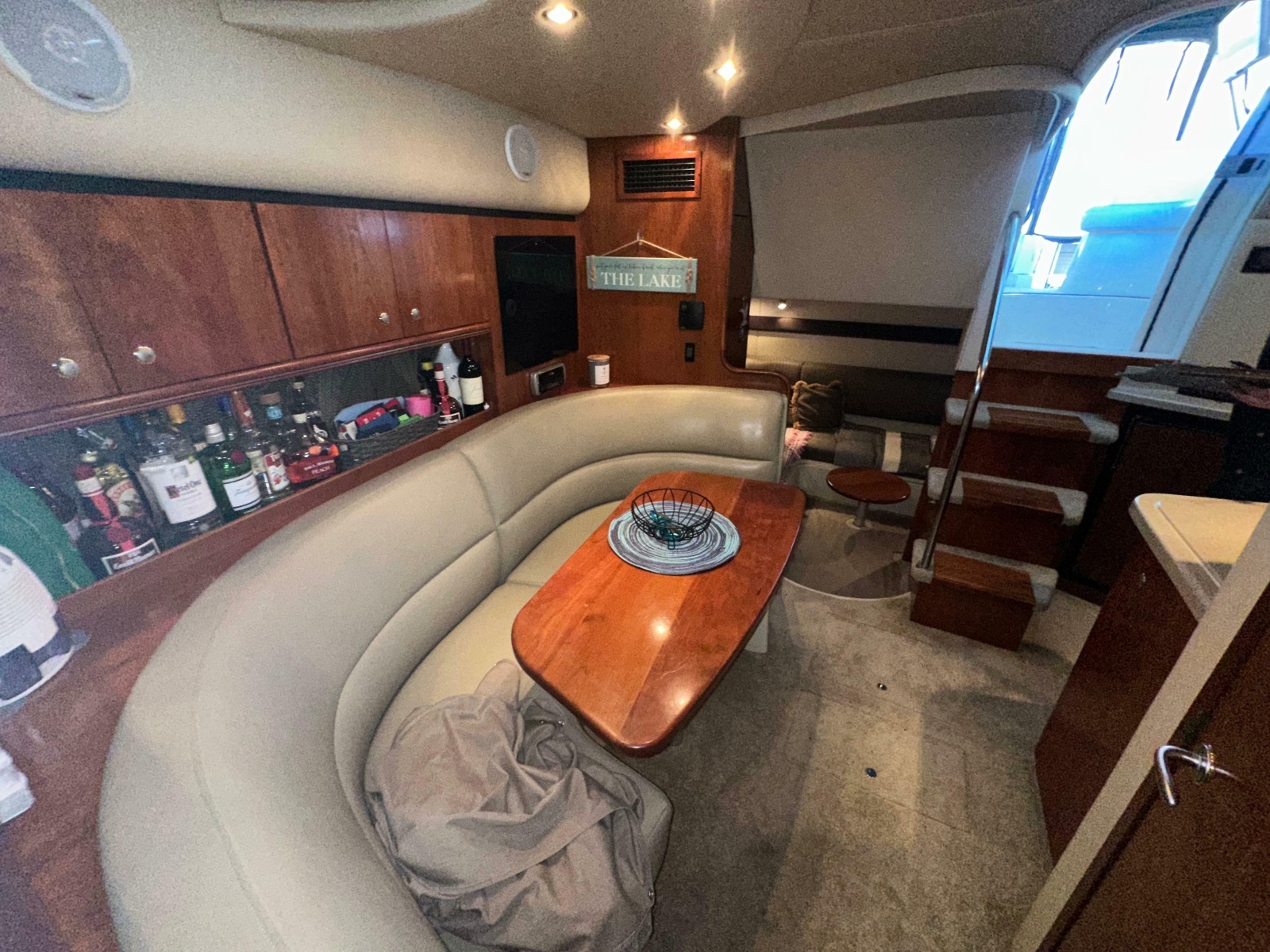 2005 Cruisers Yachts 340 Express