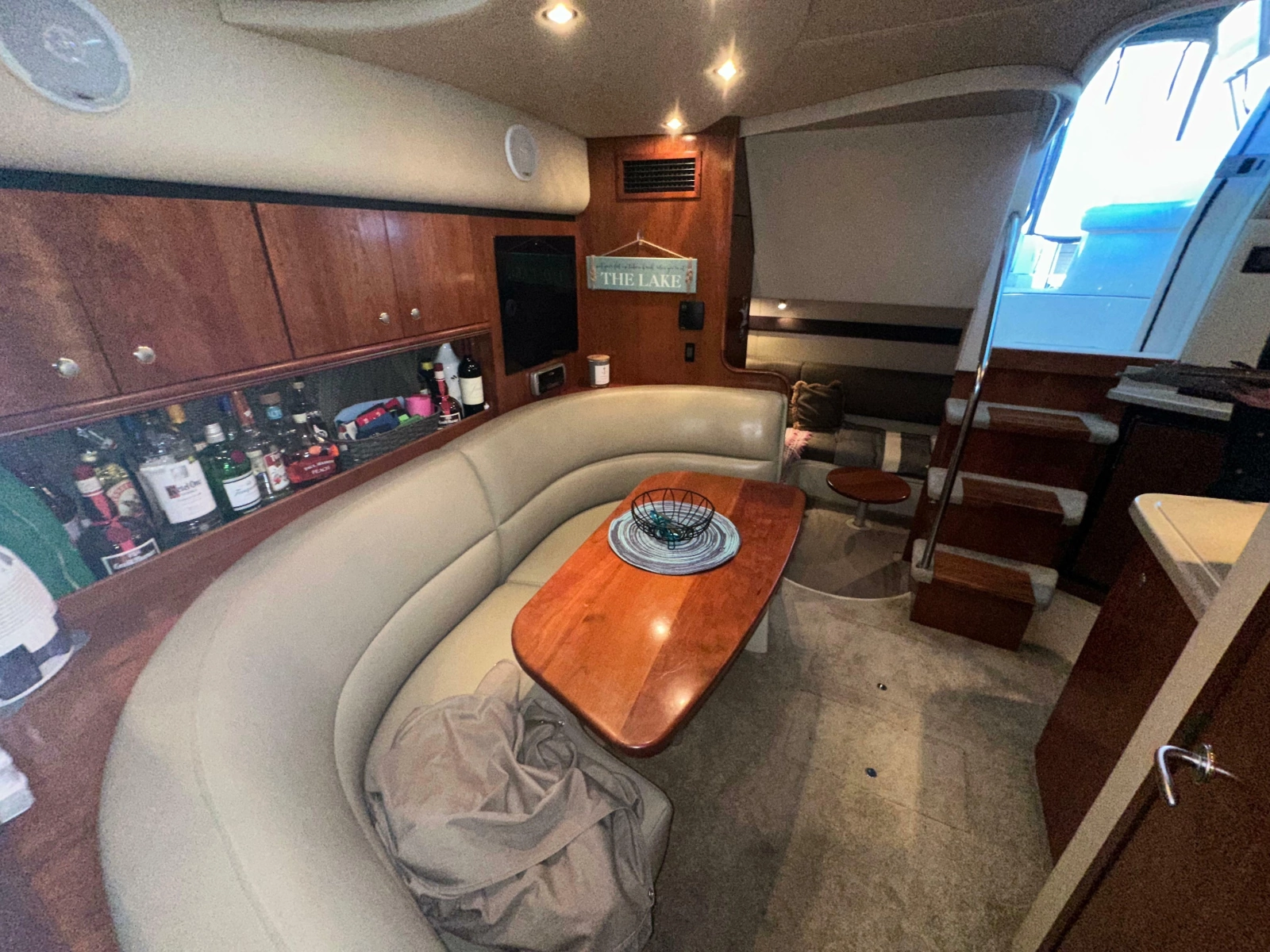 2005 Cruisers Yachts 340 Express