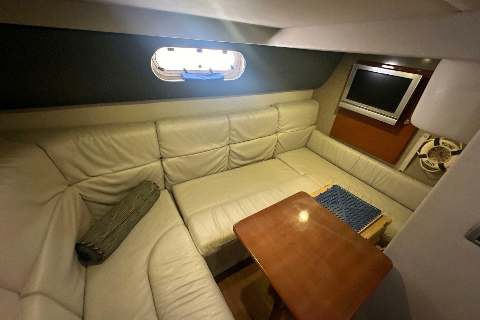 2005 Formula 37 Performance Cruiser