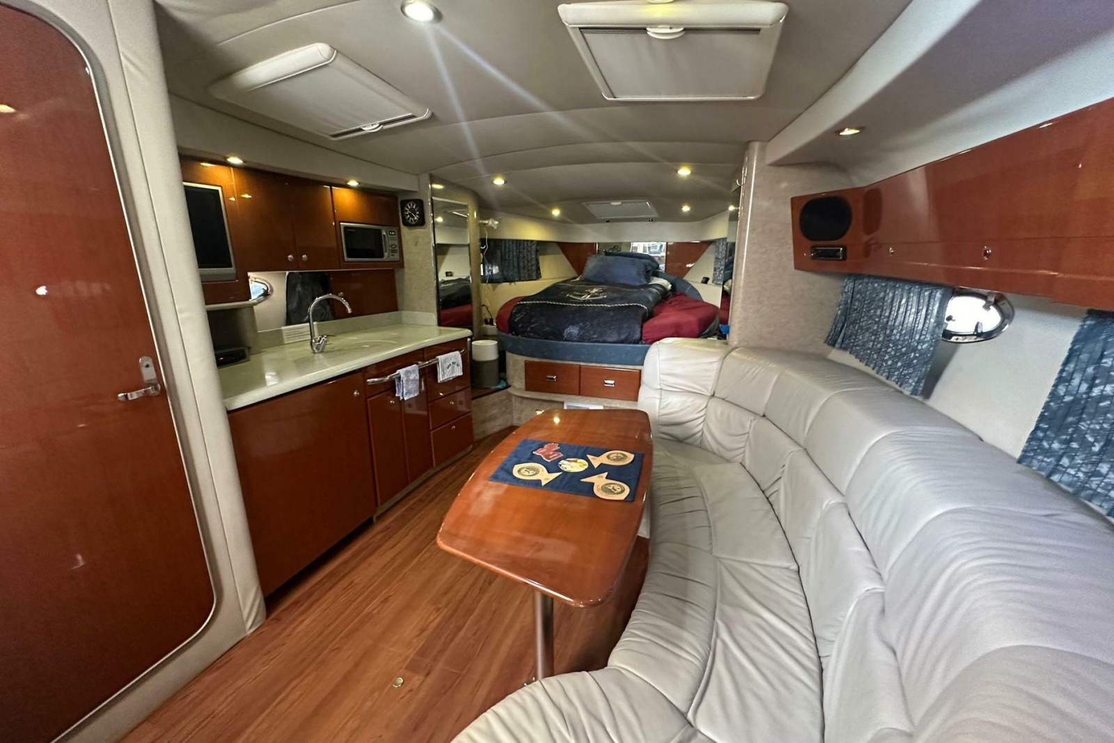 2005 Formula 37 Performance Cruiser
