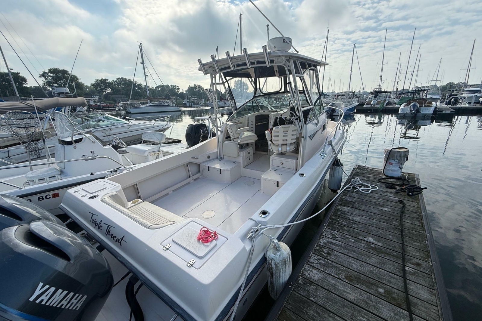 2005 Grady-White Gulfstream 232