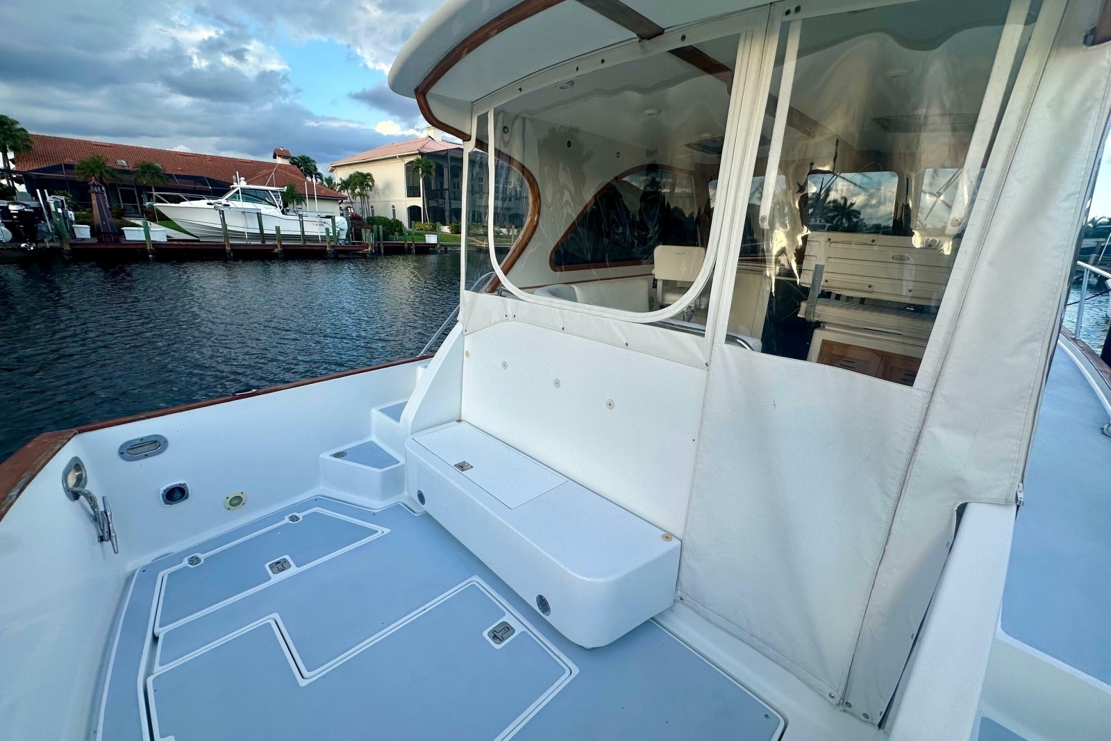 2005 Legacy Yachts 34 Express