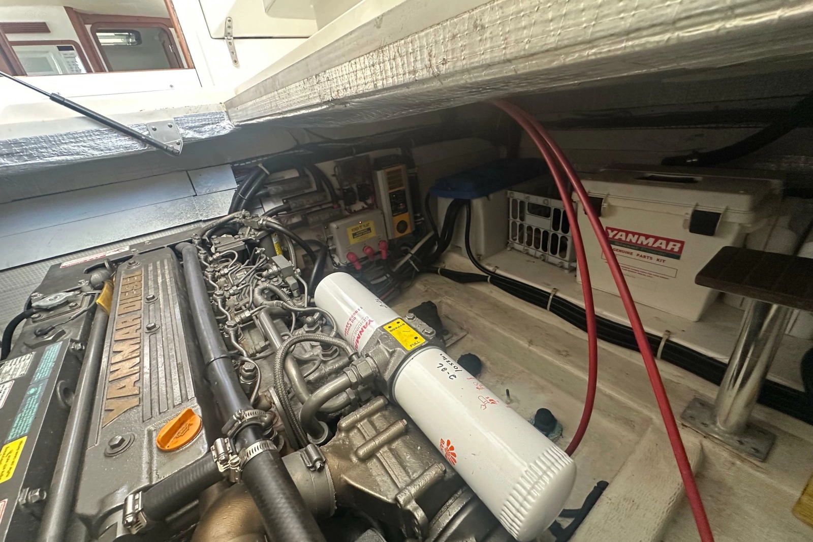 2005 Legacy Yachts 34 Express