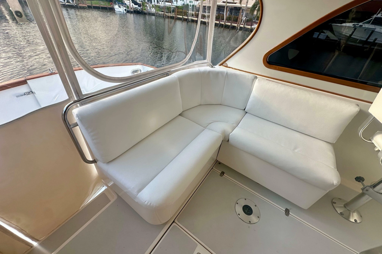 2005 Legacy Yachts 34 Express