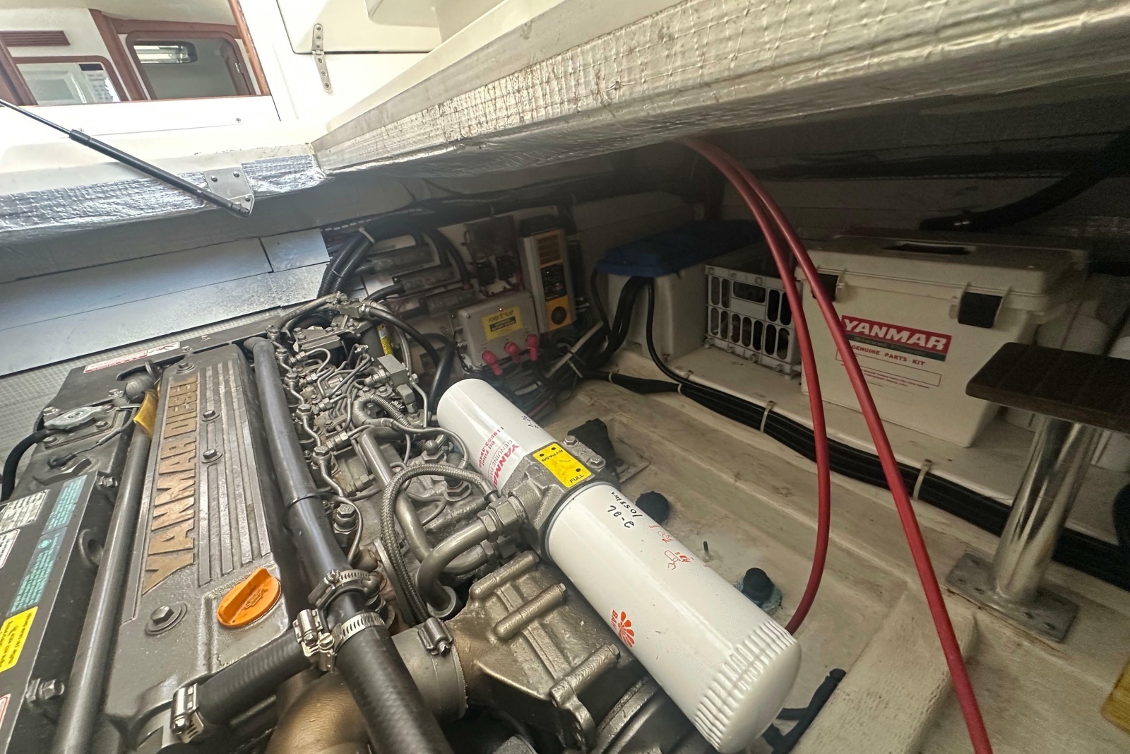 2005 Legacy Yachts 34 Express