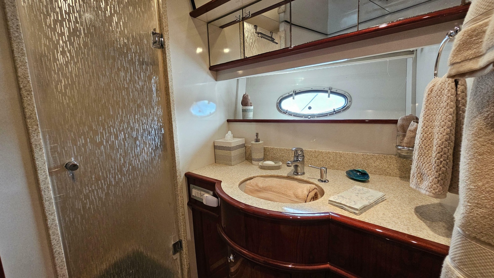 2005 Neptunus 56 Flybridge