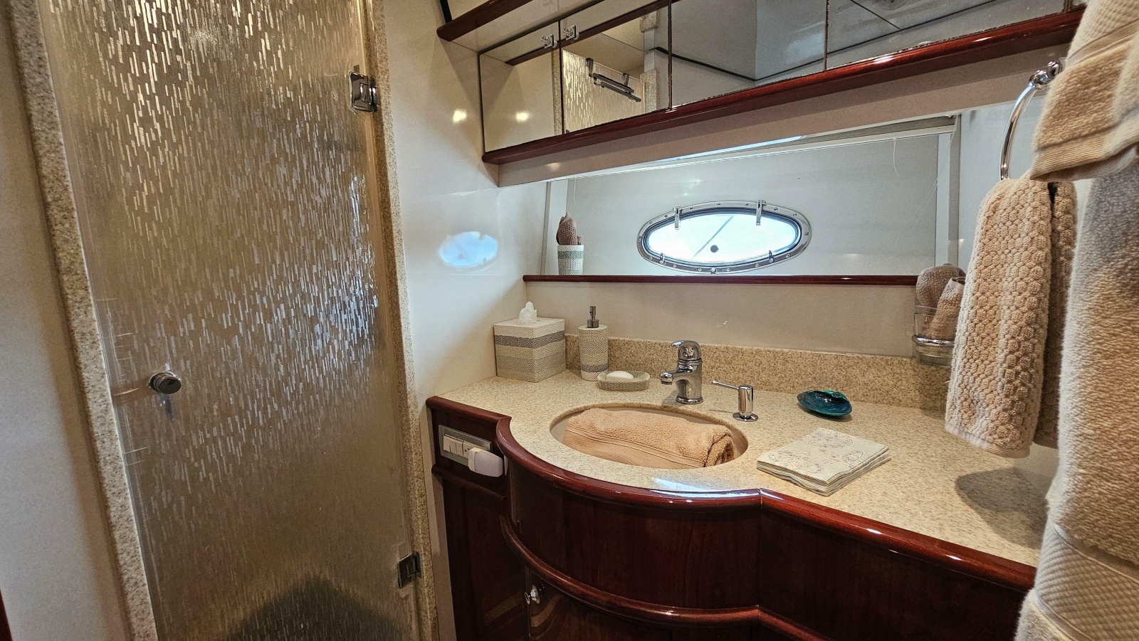 2005 Neptunus 56 Flybridge