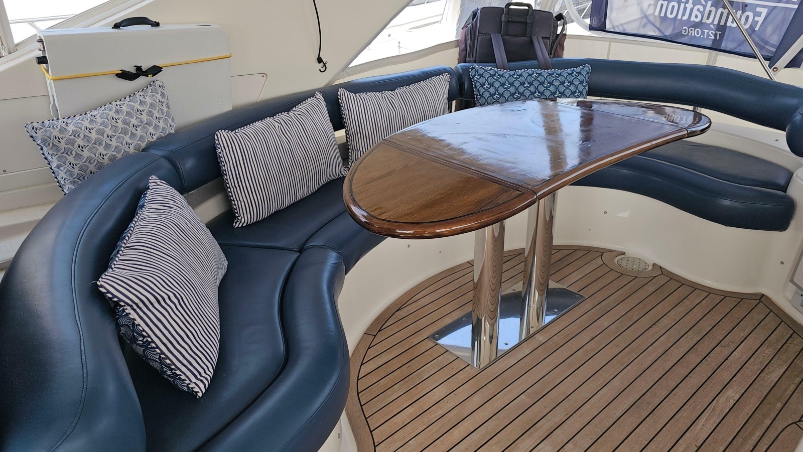 2005 Neptunus 56 Flybridge