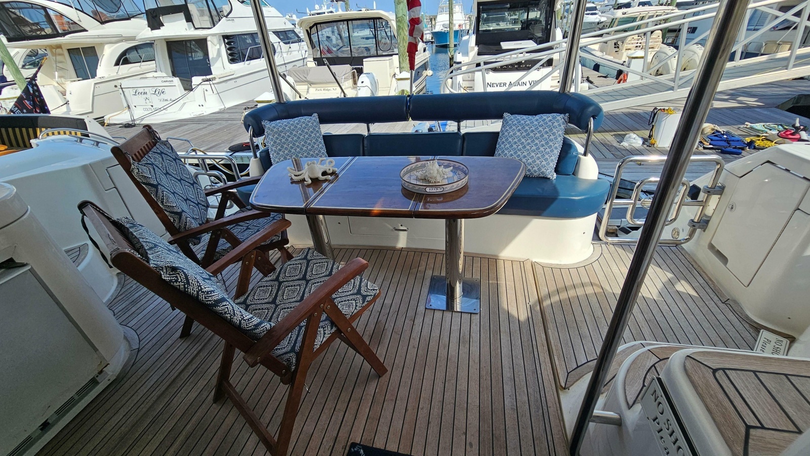 2005 Neptunus 56 Flybridge