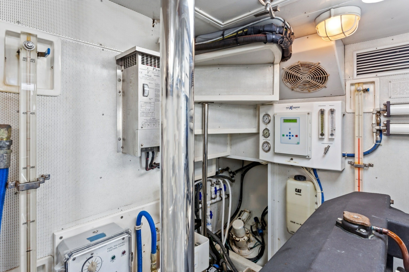 2005 Offshore Yachts 66 Pilot House