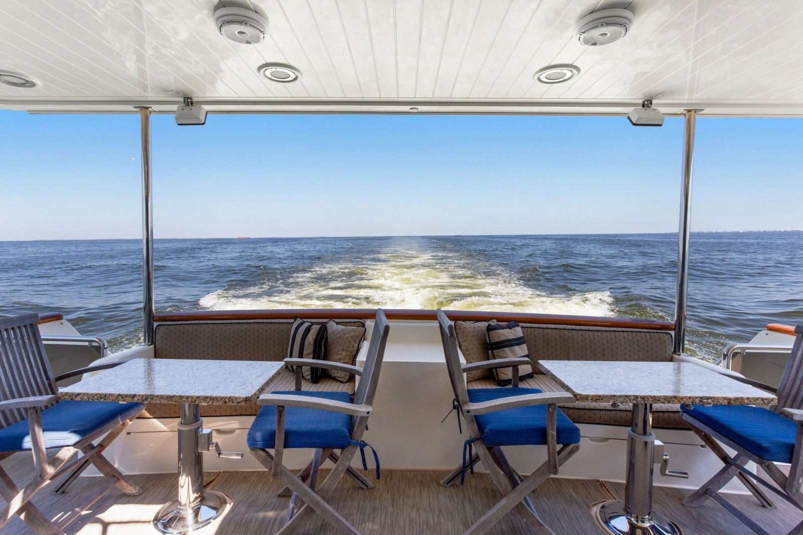 2005 Offshore Yachts 66 Pilot House