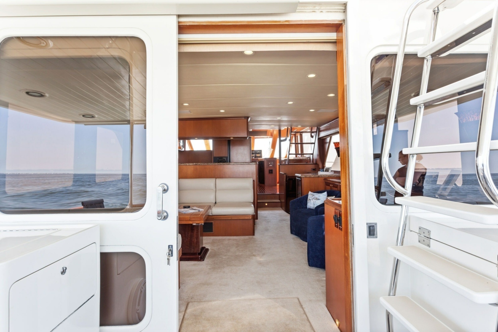 2005 Offshore Yachts 66 Pilot House