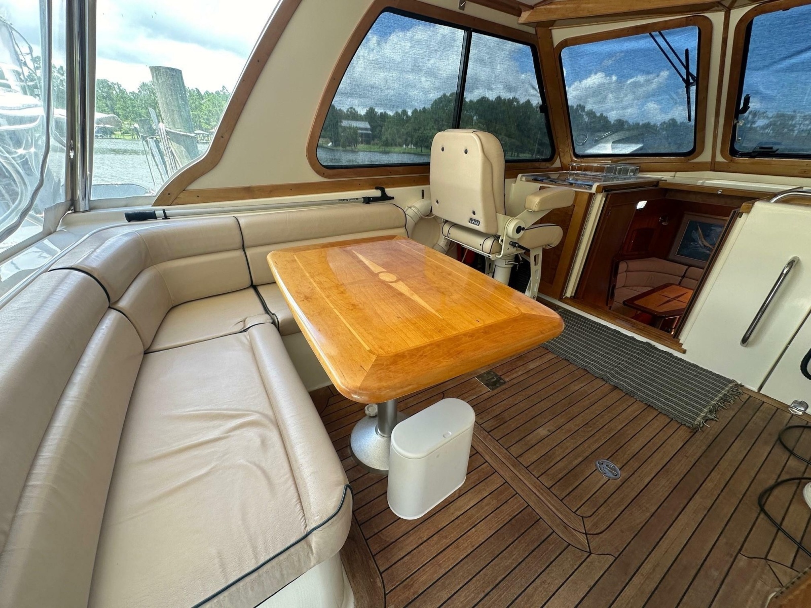 2005 Sabre 42 Express