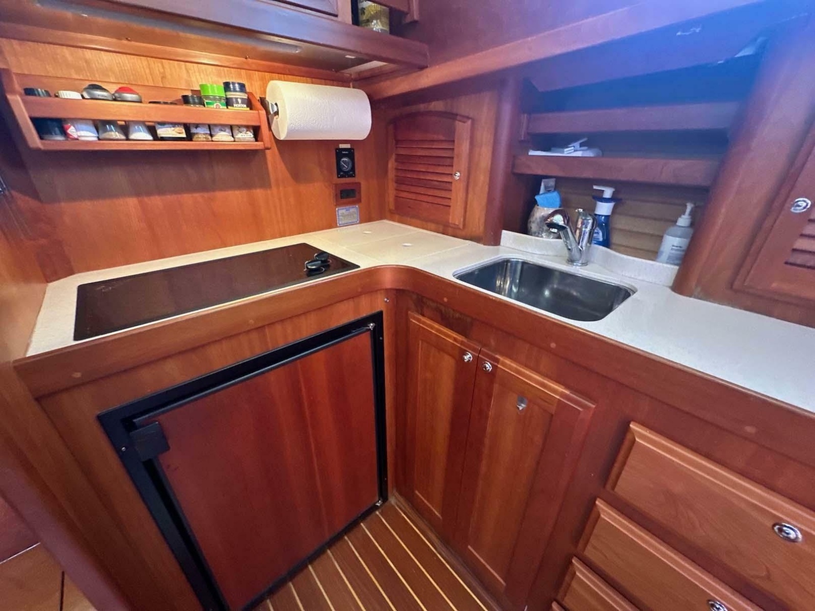 2005 Sabre 42 Express