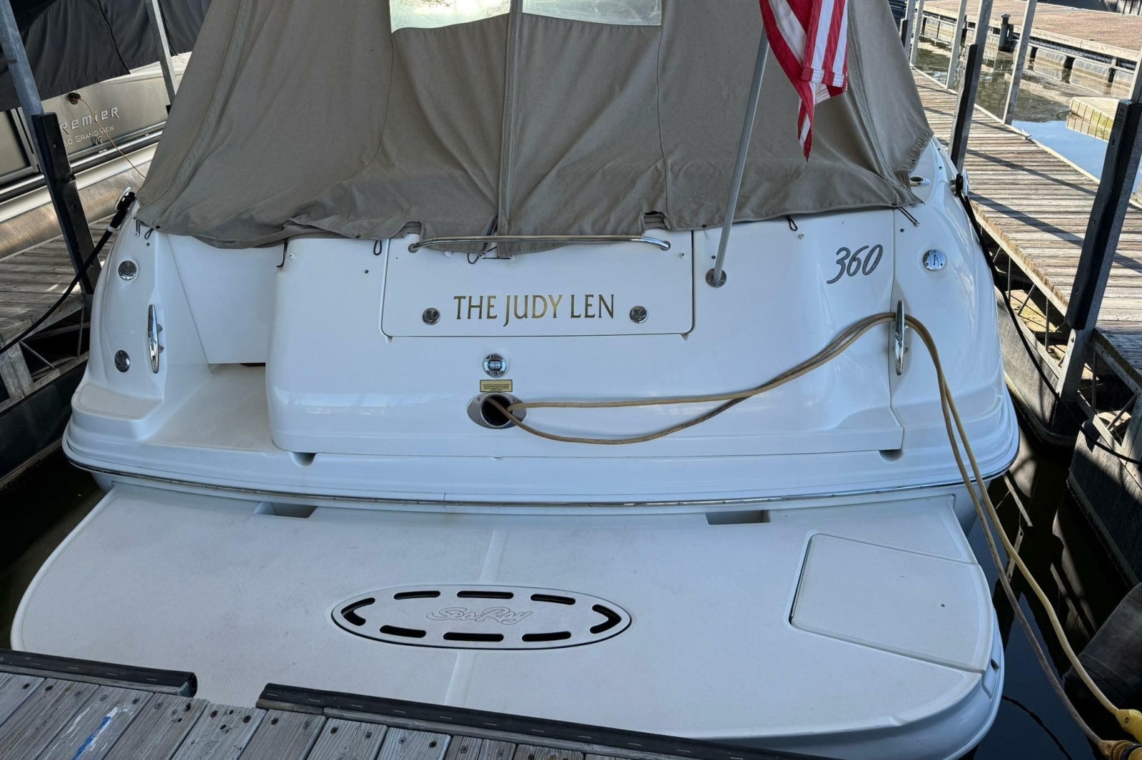 2005 Sea Ray 360 Sundancer