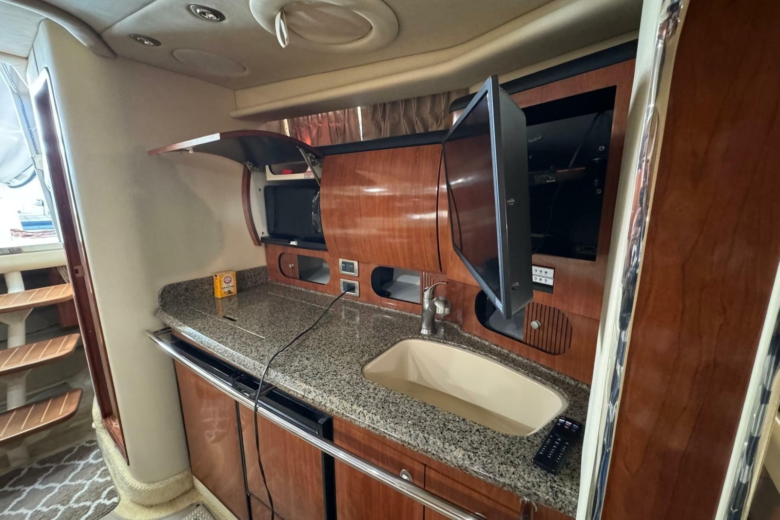 2005 Sea Ray 360 Sundancer