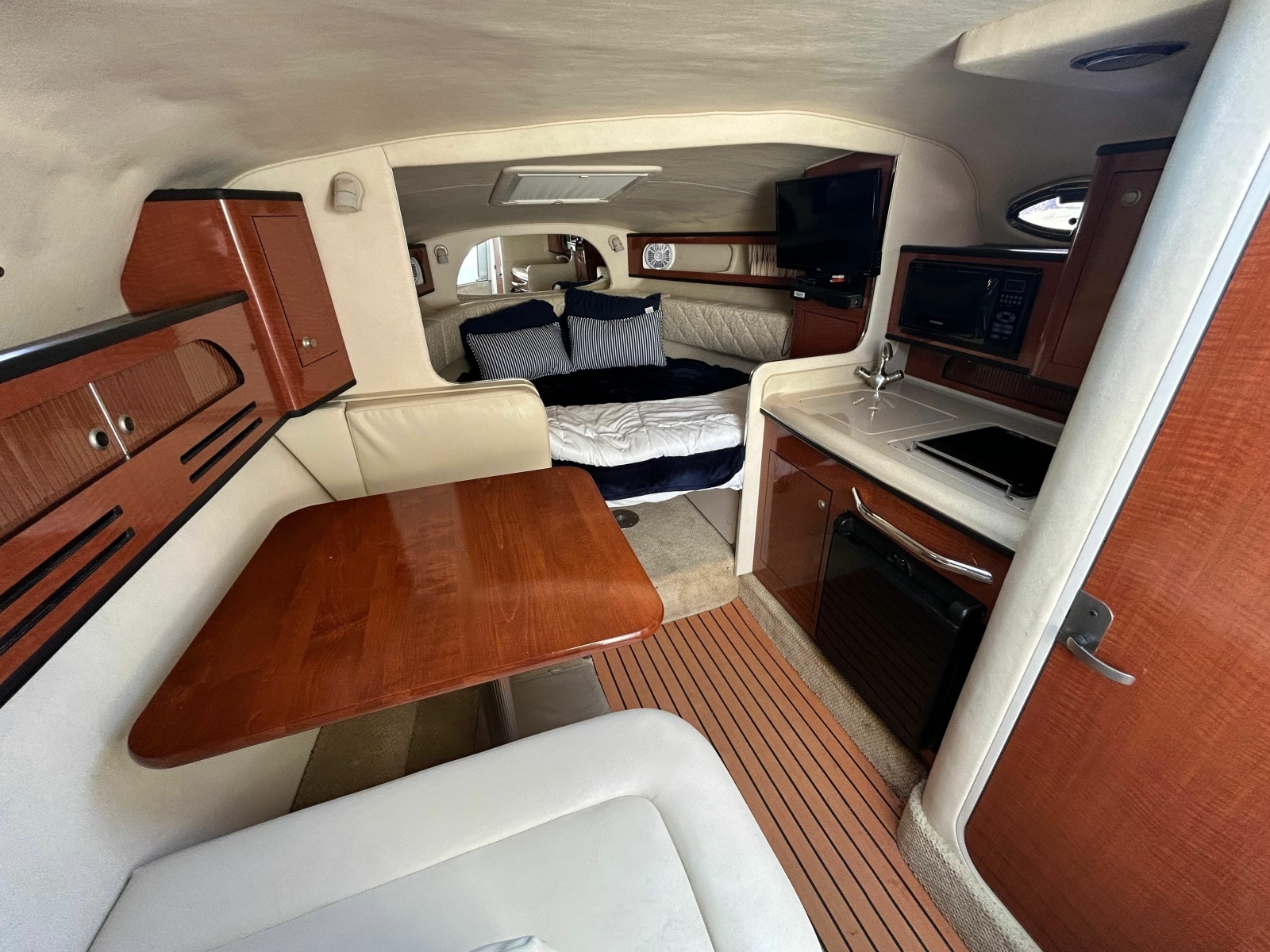 2005 Sea Ray Sundancer 280