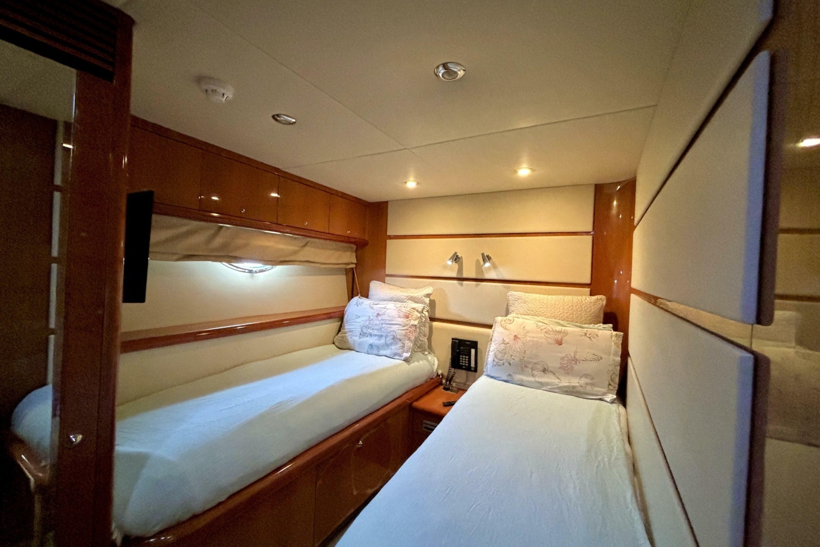 2005 Sunseeker 75 Yacht