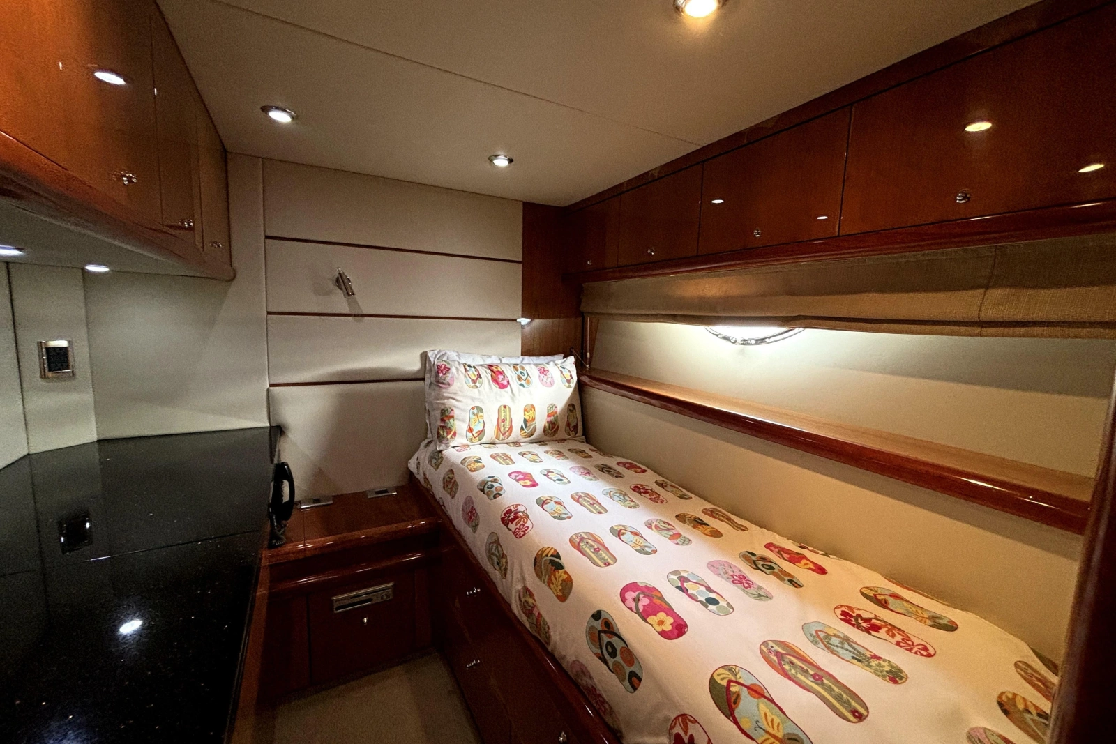 2005 Sunseeker 75 Yacht