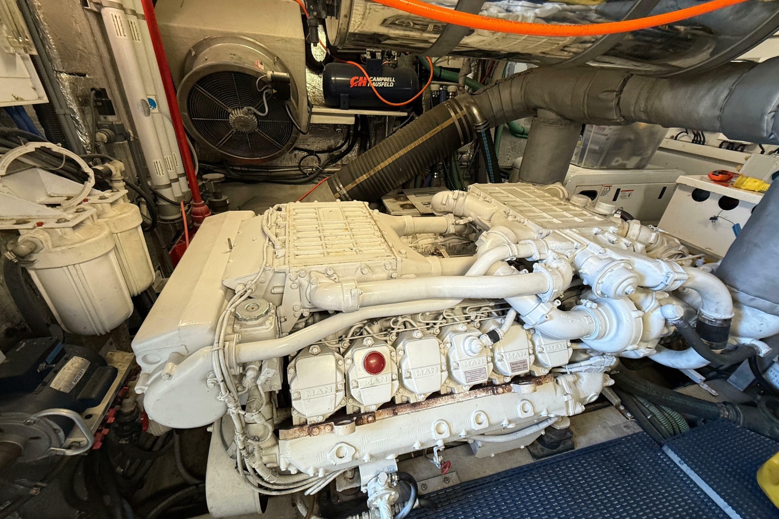2005 Sunseeker 75 Yacht